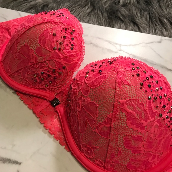 Victoria’s Secret strapless embellished bra - Picture 2 of 6